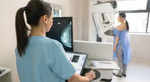 مزایا و مضرات احتمالی ماموگرافی غربالگری